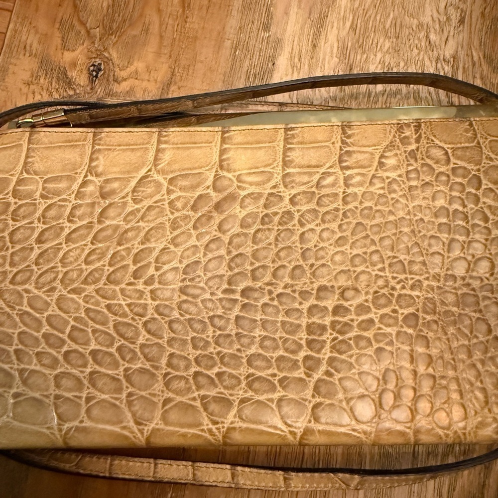 Rene New York VINTAGE Elegant Tan Crocodile-Embossed Purse immaculate condition - Picture 9 of 11